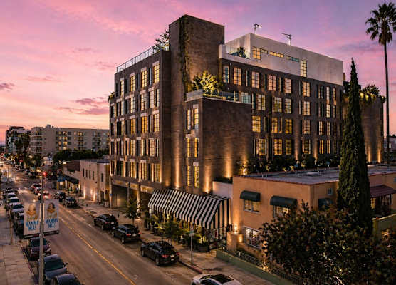Whisky Hotel 1