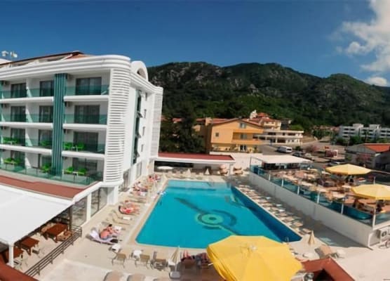 Idas Hotel 1