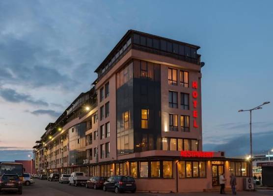 Avenue Hotel 1