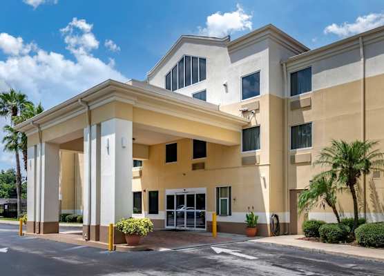 Comfort Inn & Suites DeLand - near University 1