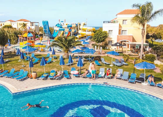 Chrispy Waterpark Resort - All inclusive 1