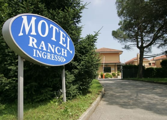 Motel Ranch 1