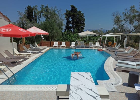 Kalypso studio Resorts 1