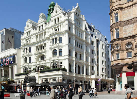 Premier Inn London Leicester Square 1