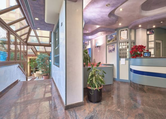 Hotel Careni Villa Italia 1