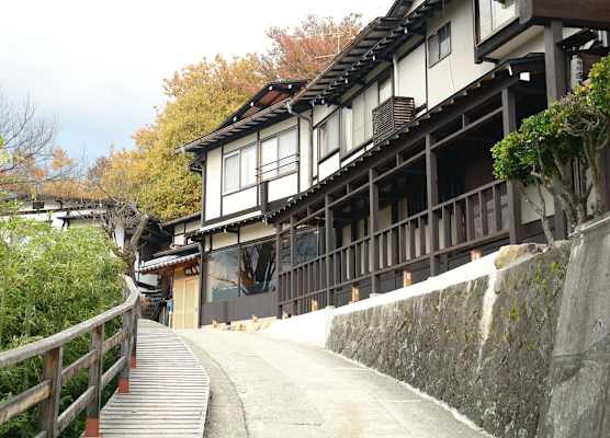 Hidatakayama Futarishizuka Hakuun 1
