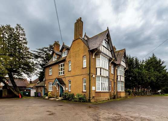 London Gatwick Inn 1