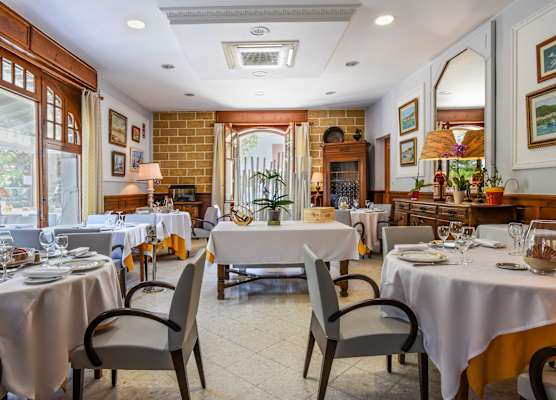 Logis Hotel & Restaurant Bergeret Sport 1