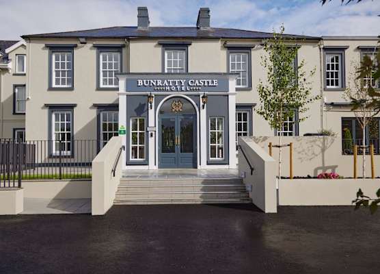 Bunratty Castle Hotel & Leisure Club, BW Premier Collection 1