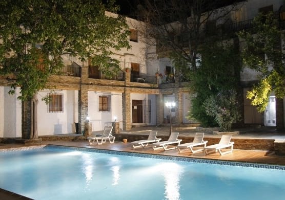 Hostal Rural Poqueira 1