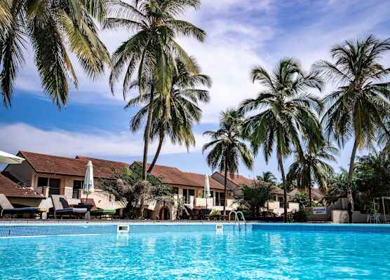 Kololi Beach Resort 1