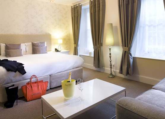The White Hart Hotel 1