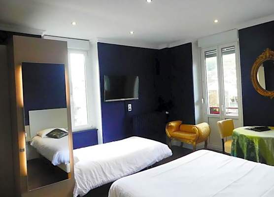 Logis Hotel Des Bains 1