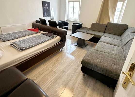 Cozy Studio Apartment Near FAC Platz 1
