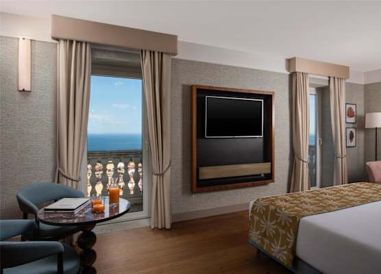 NH Collection Taormina 1