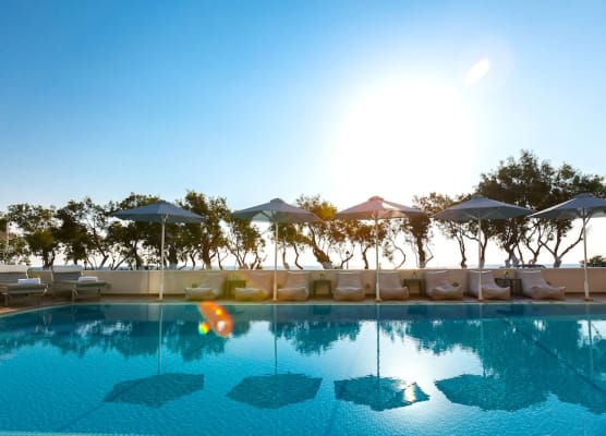 Memories Beach Hotel 1