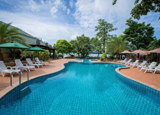 Phi Phi Andaman Beach Resort 1