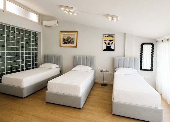 Kein Hotel 1