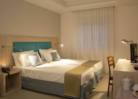 American Hotel 1
