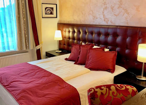 Boutique Hotel Goldene Henne 1