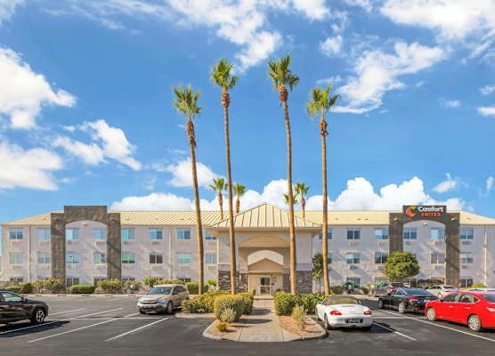 Comfort Suites at Tucson Mall 1