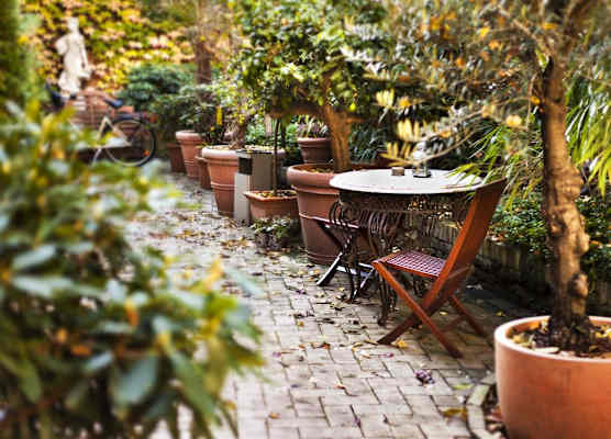 THE GATE GARDEN Hotel 1