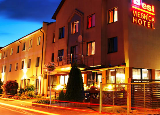 Hotel BEST with FREE PARKING 1