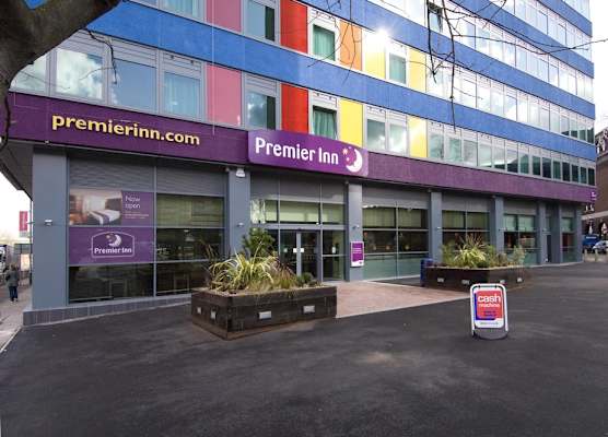 Premier Inn Leicester City Centre - Train Station 1