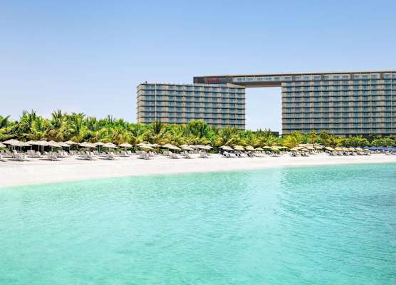 Mövenpick Resort Al Marjan Island 1