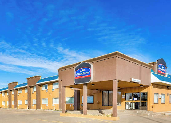 Howard Johnson by Wyndham Fort St. John 1
