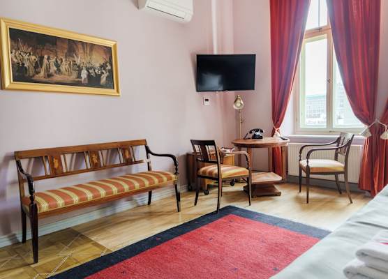 Chopin Boutique 1