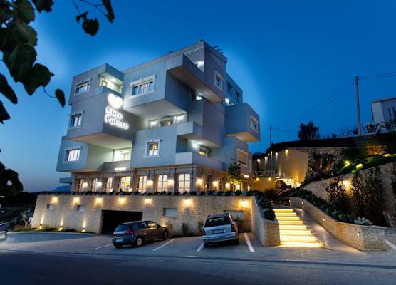 Elite Palace 1