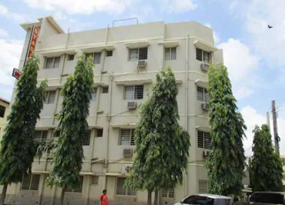 Stadium Holiday Inn Mombasa 1