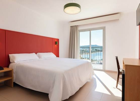 The Red Hotel - Adults Only 1