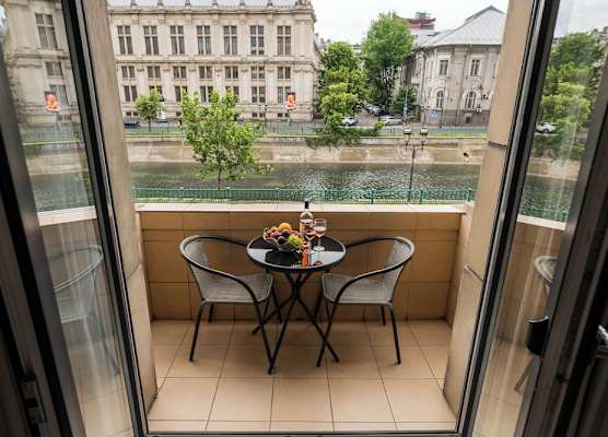 AIASTAY Bucharest River Apartments 1