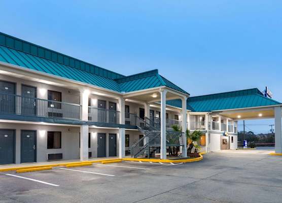 Baymont by Wyndham Biloxi - Ocean Springs 1