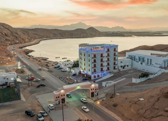 Al Ayjah Plaza Hotel 1