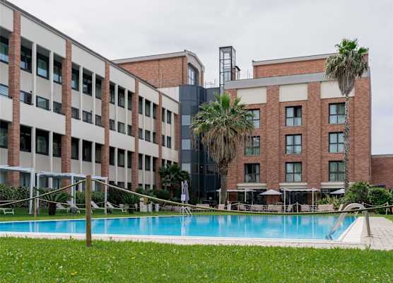 Mercure Leonardo da Vinci Rome Airport 1