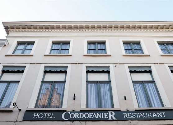 Hotel Rose Red 1