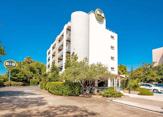 B&B HOTEL Hyères 1
