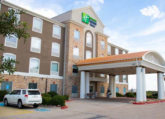 Holiday Inn Express & Suites CORPUS CHRISTI-PORTLAND by IHG 1