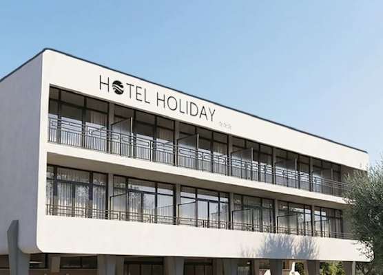 Hotel Holiday 1