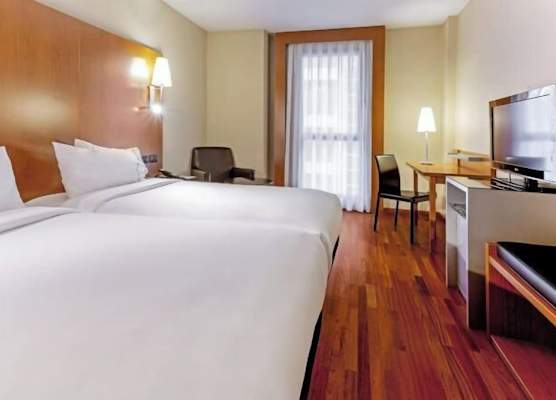 B&B HOTEL Zaragoza Los Enlaces Estación 1