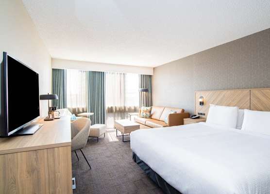 Sandman Hotel Montreal - Longueuil 1