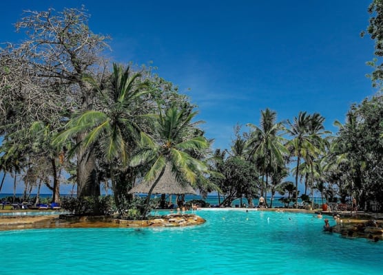 Papillon Lagoon Reef Hotel 1