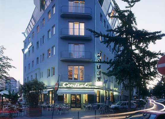 Chelsea Hotel 1