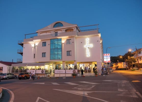 Hotel Napoleon 1