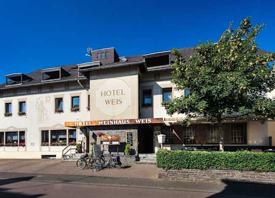 Hotel Weinhaus Weis 1