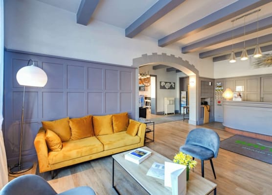 Brit Hotel Roanne - Le Grand Hôtel 1