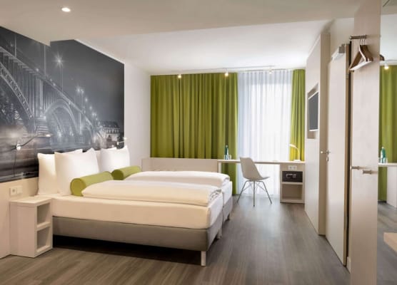Super 8 by Wyndham Mainz Zollhafen 1